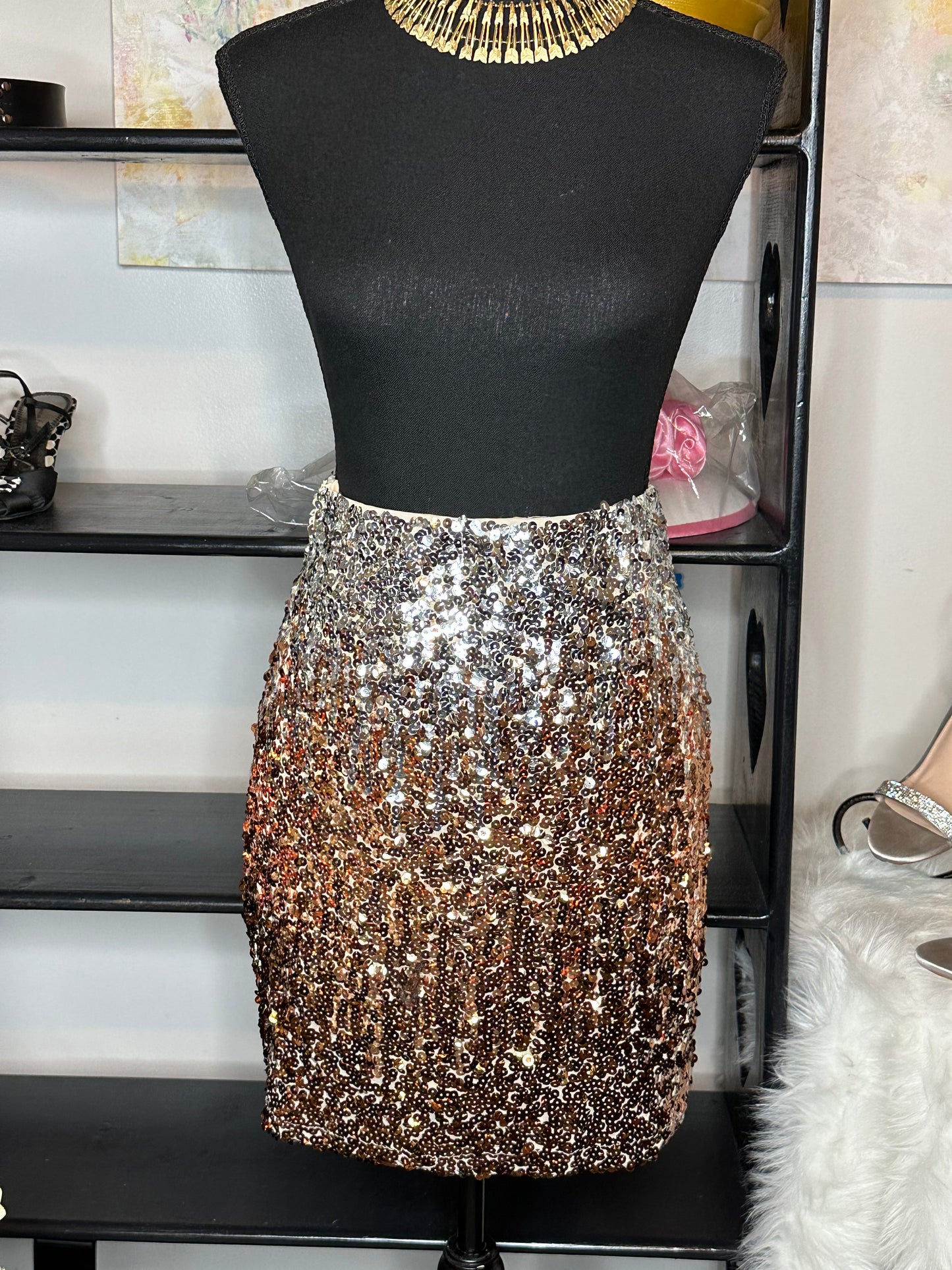 Size XL ombré sequined skirt