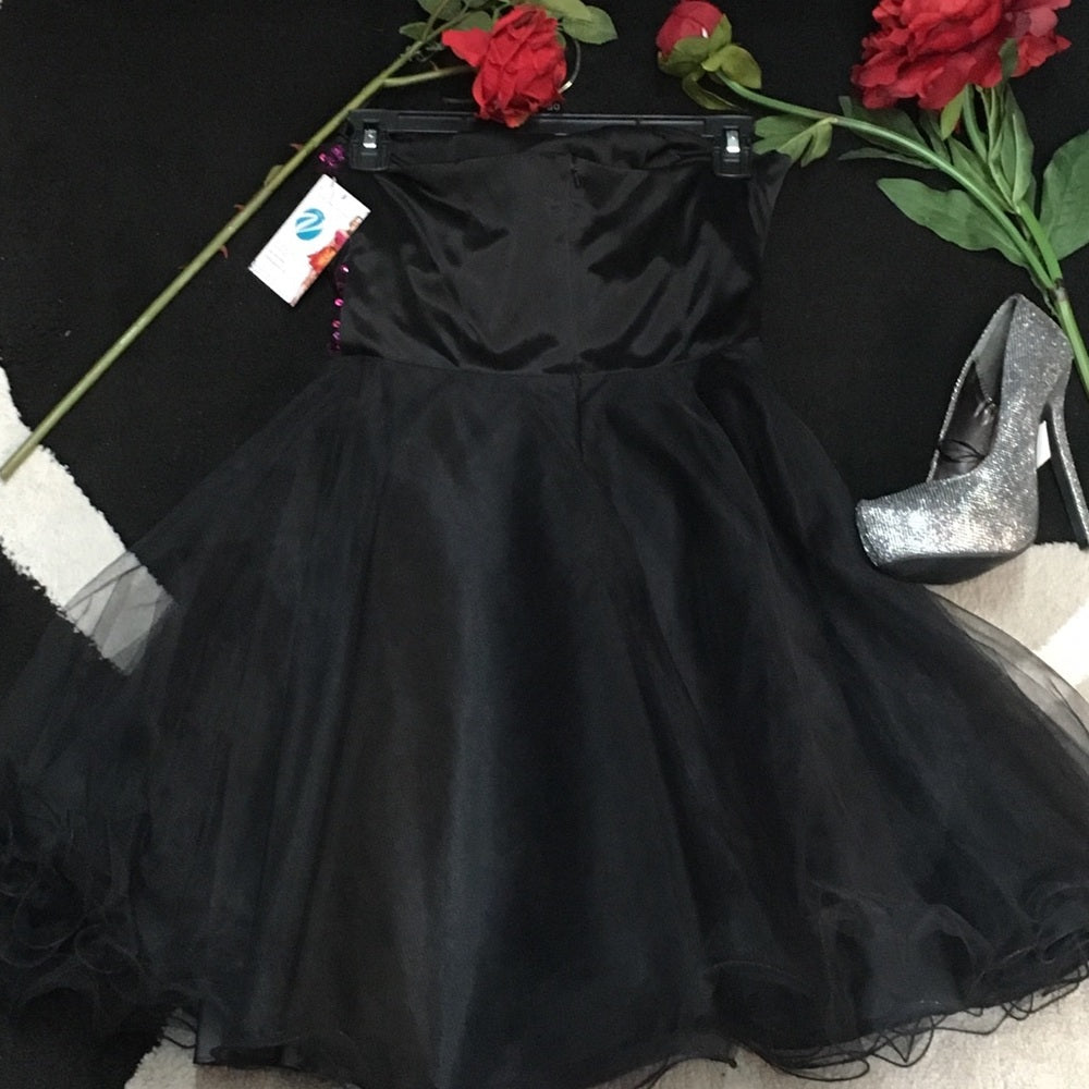 Jump Apparel Black and Pink size 3/4 formal dress
