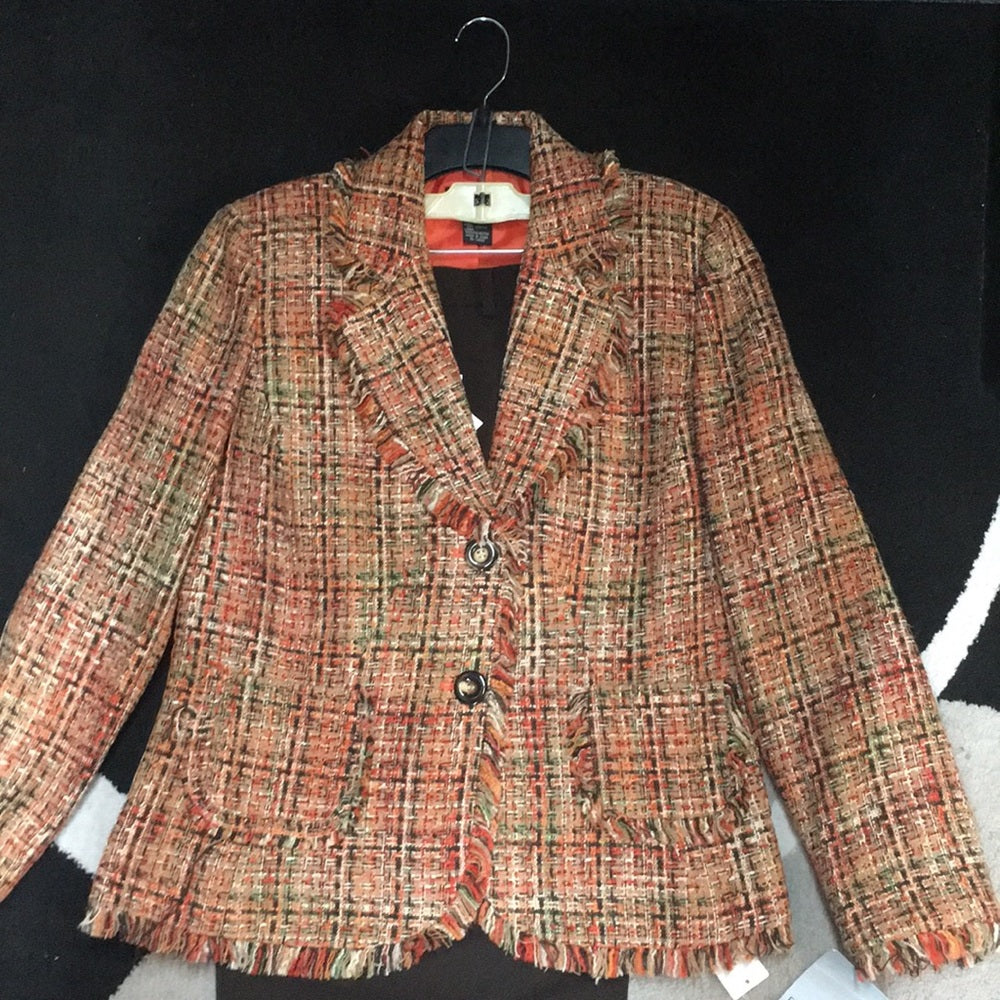 Focus 2000 sz 8 2piece suit