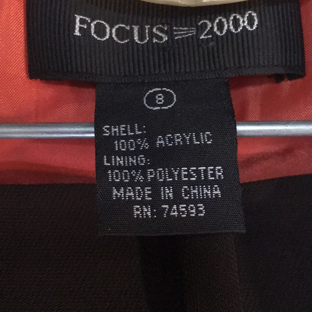Focus 2000 sz 8 2piece suit