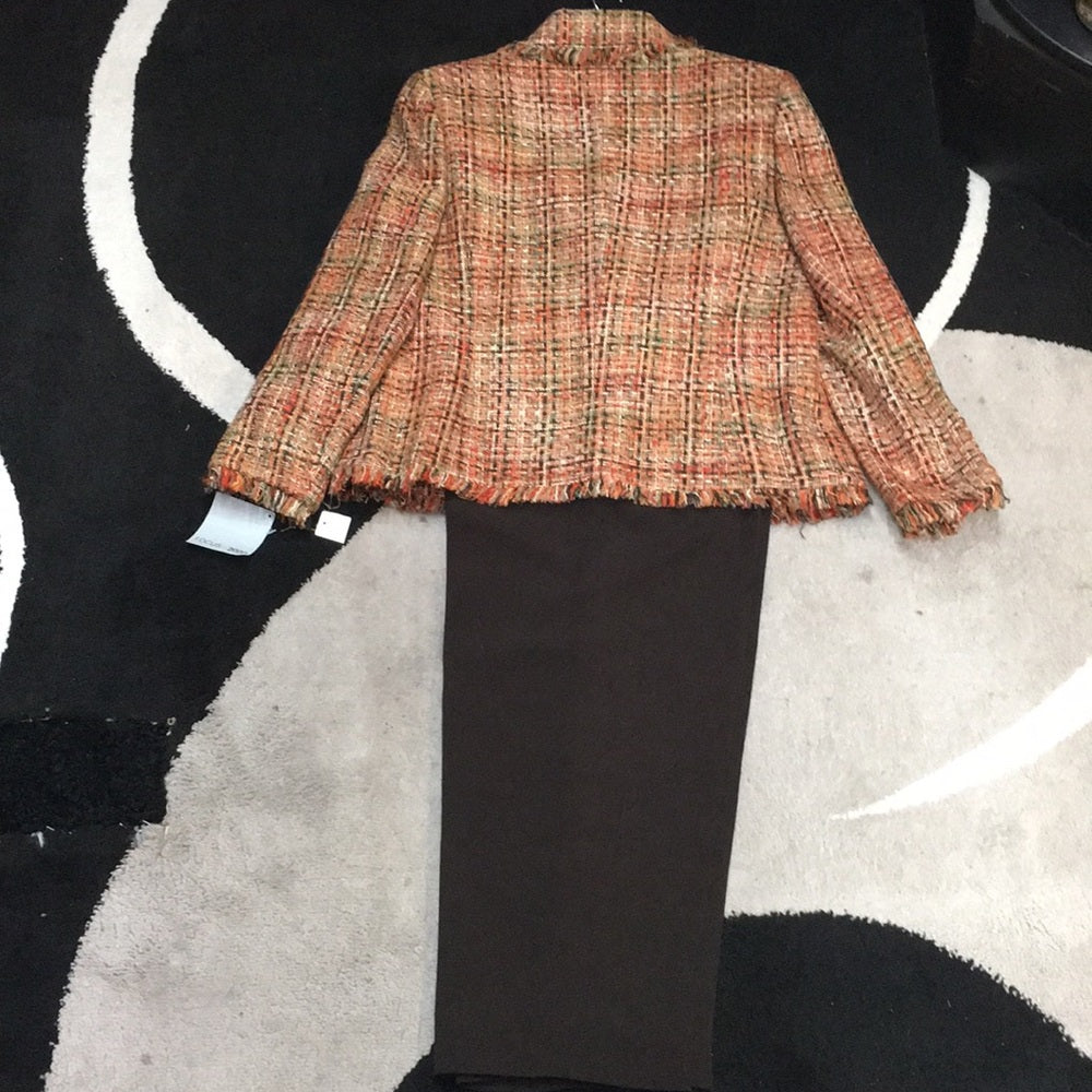 Focus 2000 sz 8 2piece suit