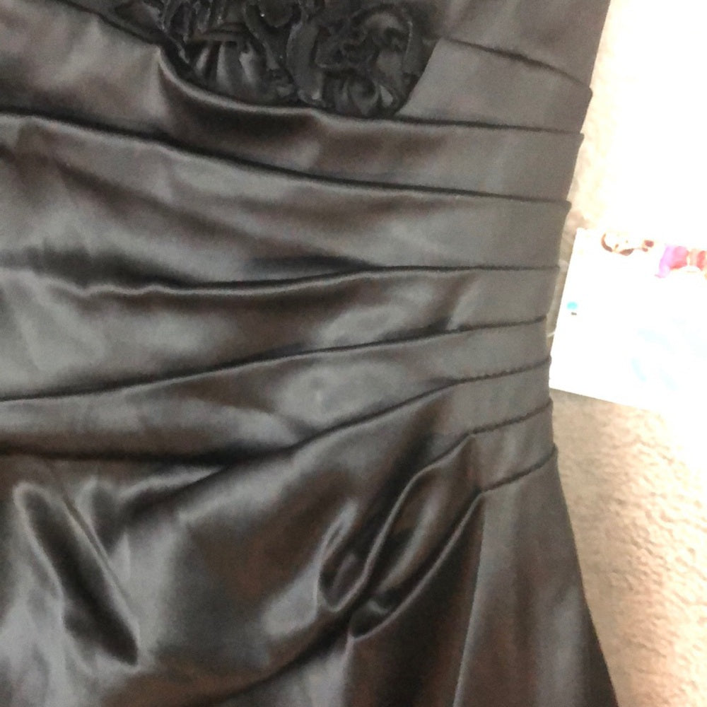 Size 0 little black dress