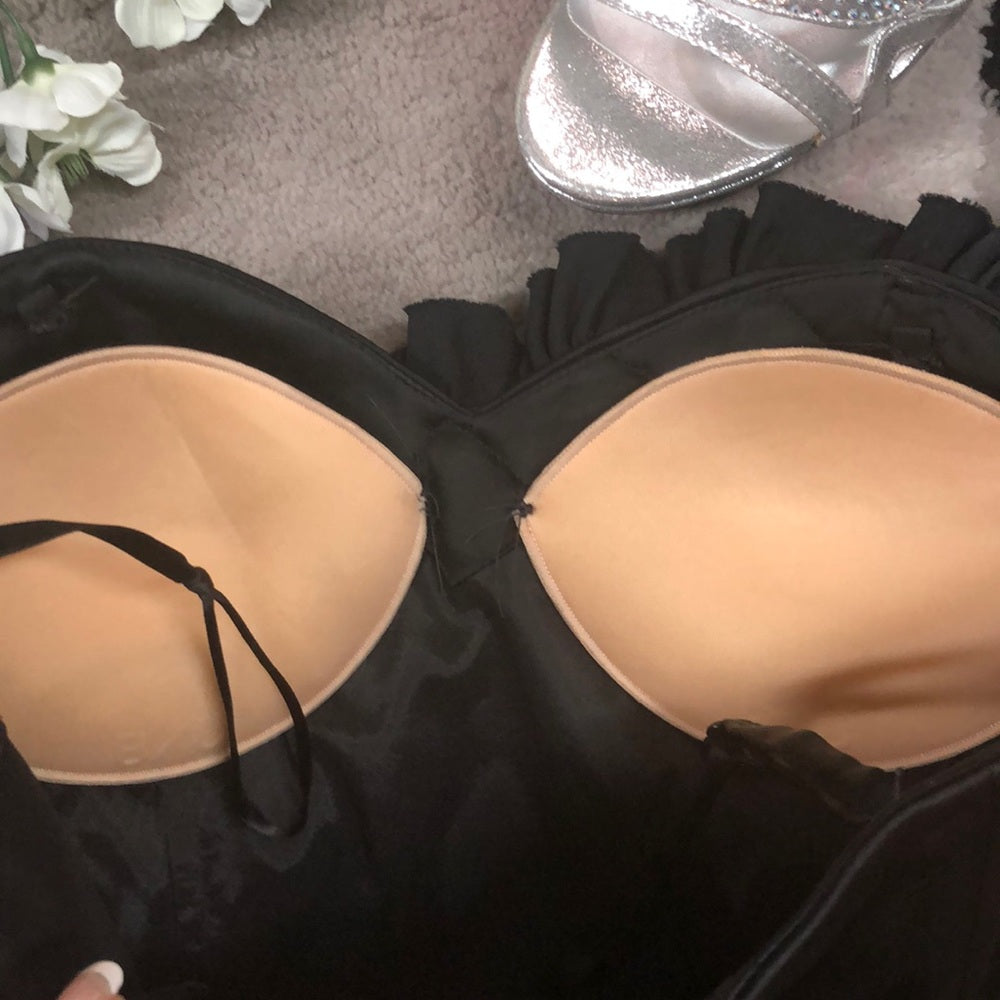 Size 0 little black dress
