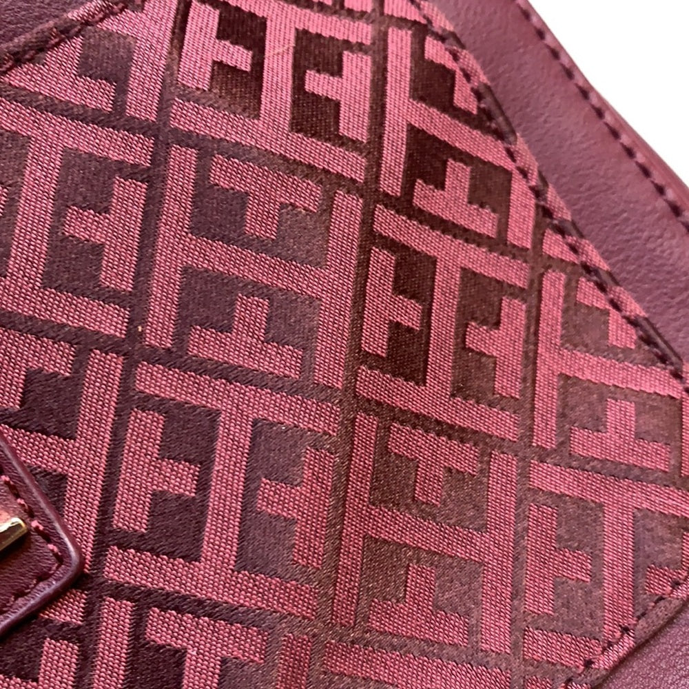 Tommy Hilfiger crossbody burgundy