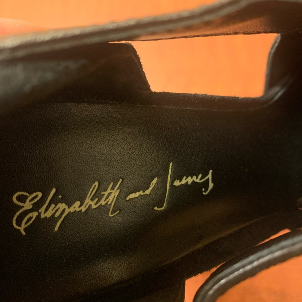ELIZABETH AND JAMES
Suede T-Strap Pumps size 7B