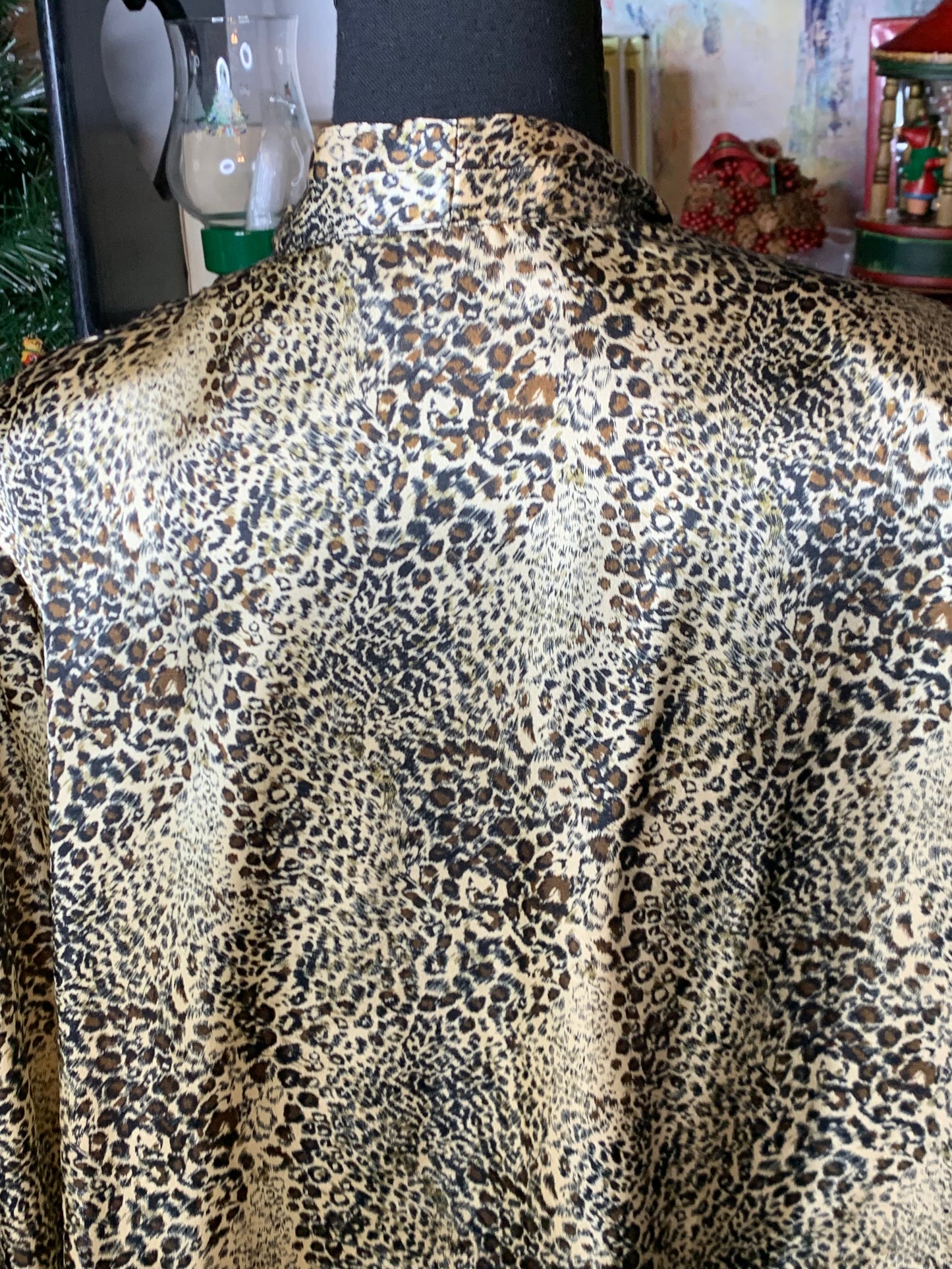 Size 14 vintage blouse