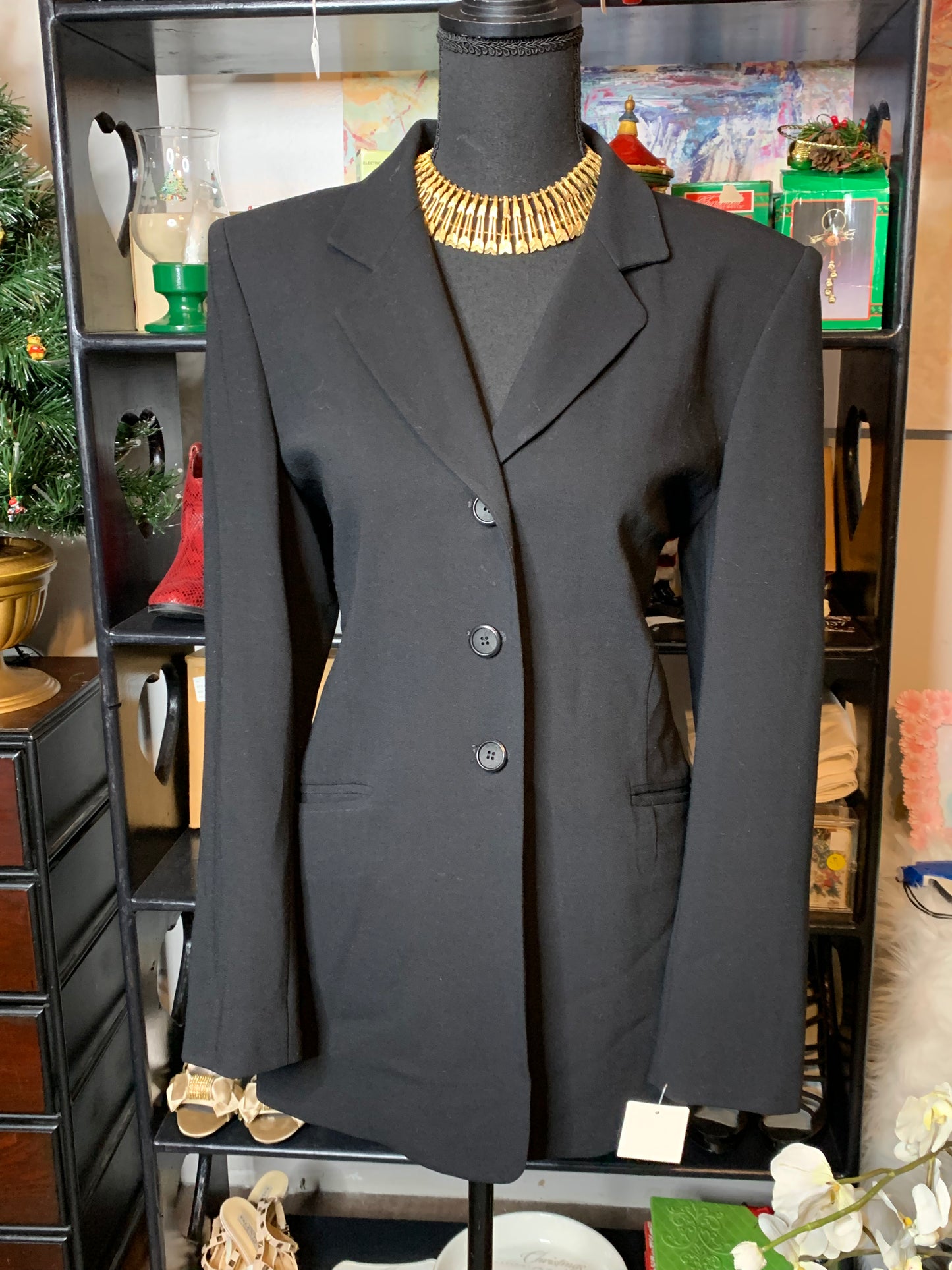 Size 8 Jones New York long black blazer
