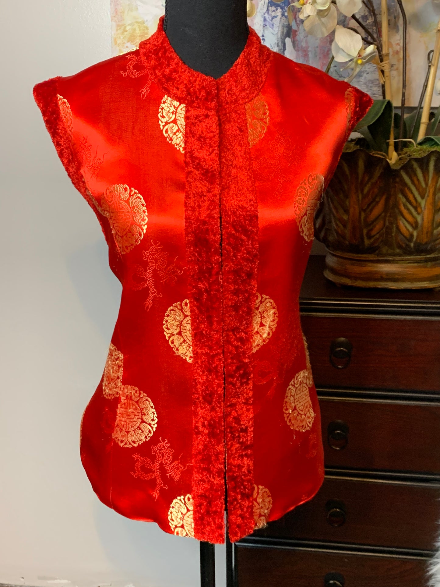 Size 4X Vintage Asian sleeveless top