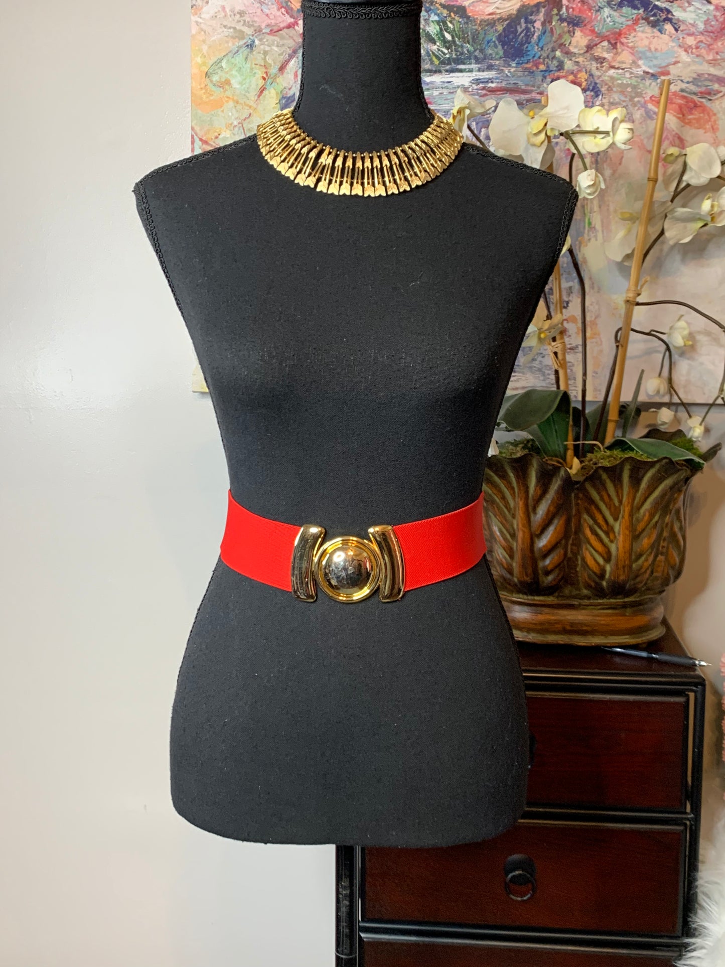 Size Medium red and gold belt