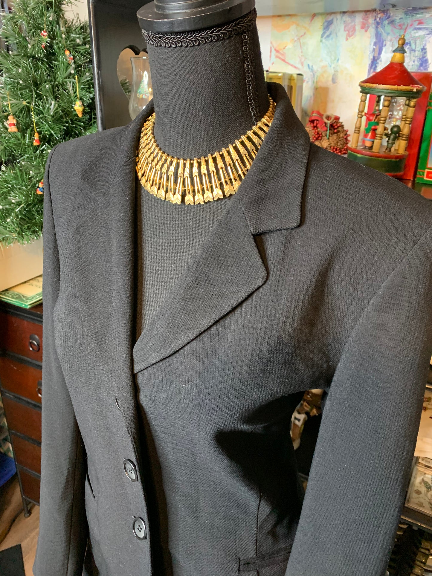 Size 8 Jones New York long black blazer