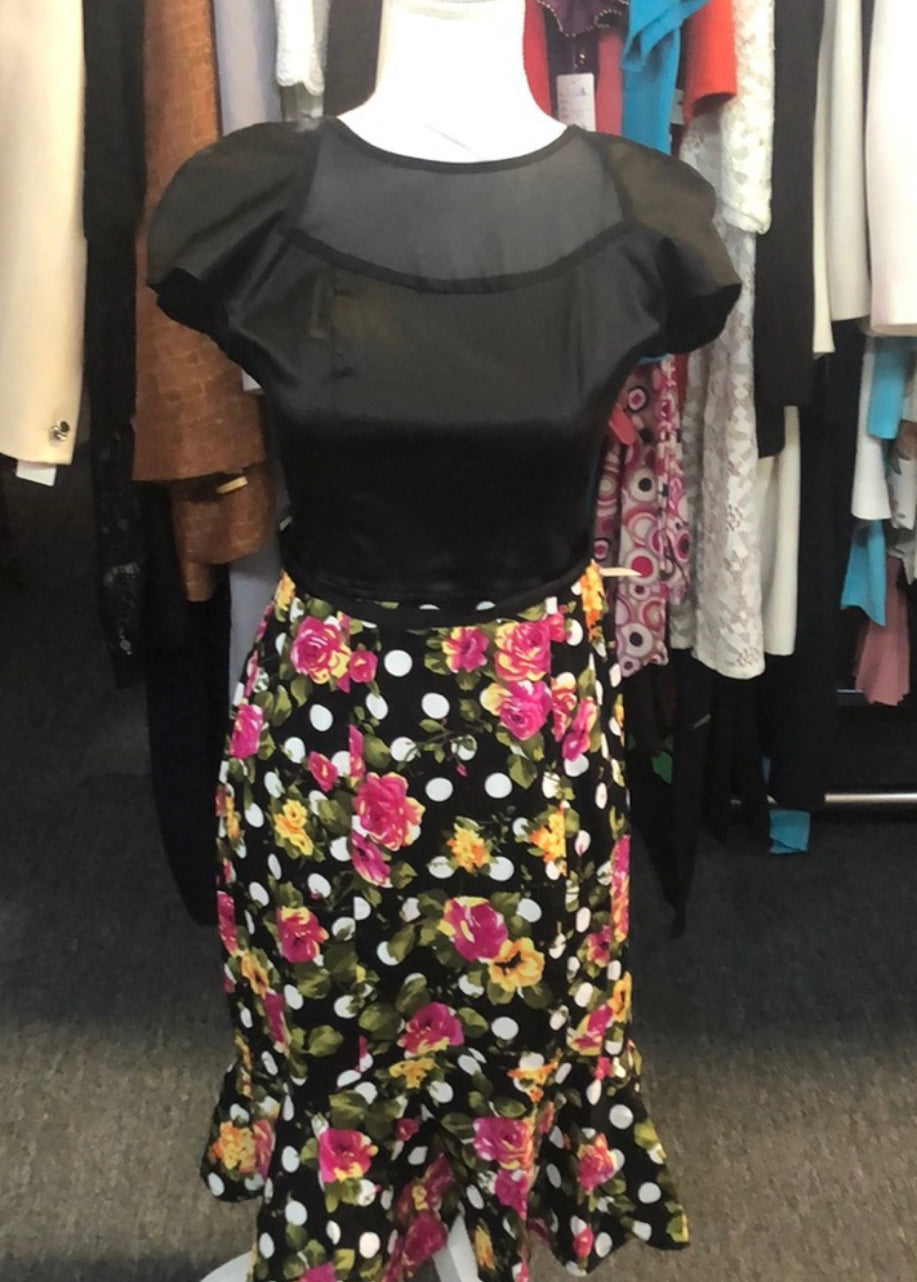 Size M Dress with polka dot and flower bottom