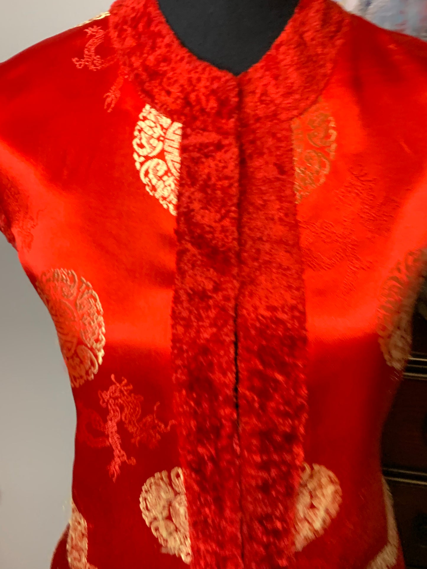 Size 4X Vintage Asian sleeveless top