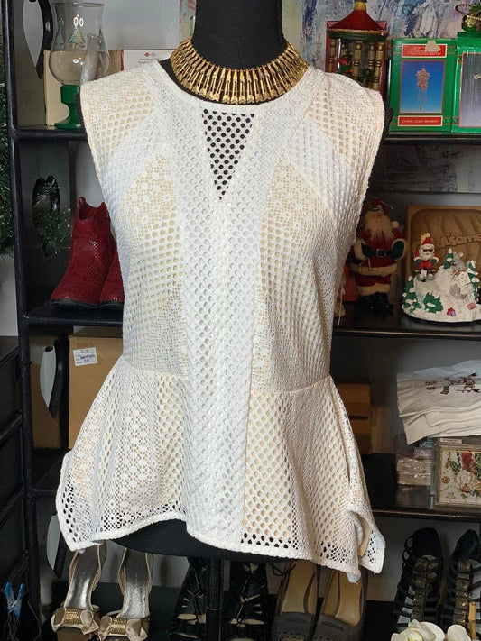 Size medium top
