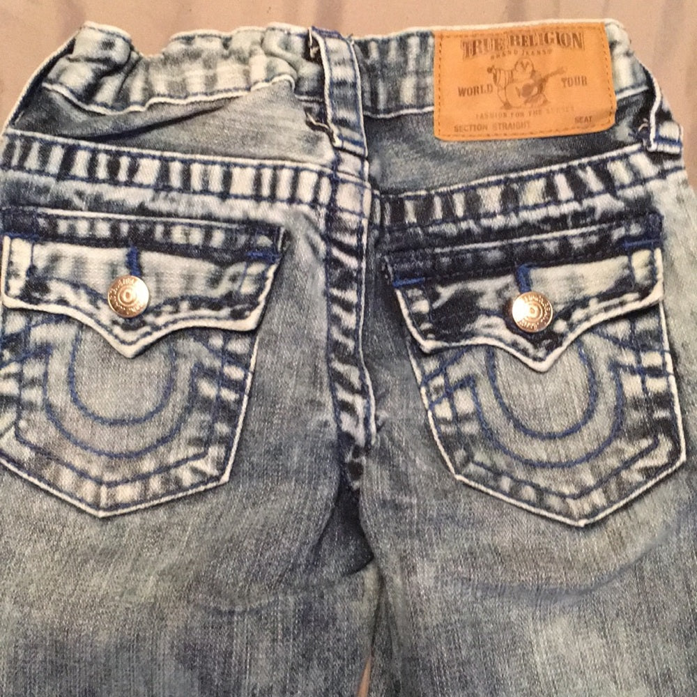 Size 5 authentic True Religion Jeans