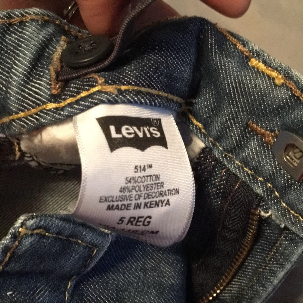 Size 5 regular Levi’s jeans