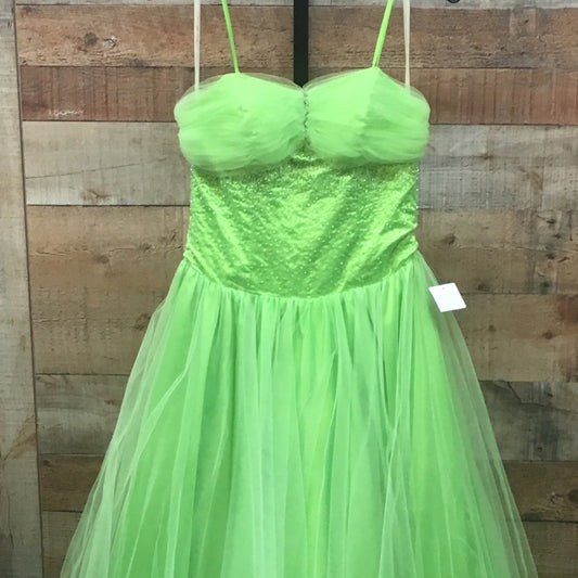 Cassandra Stone brand size 4 green formal dress