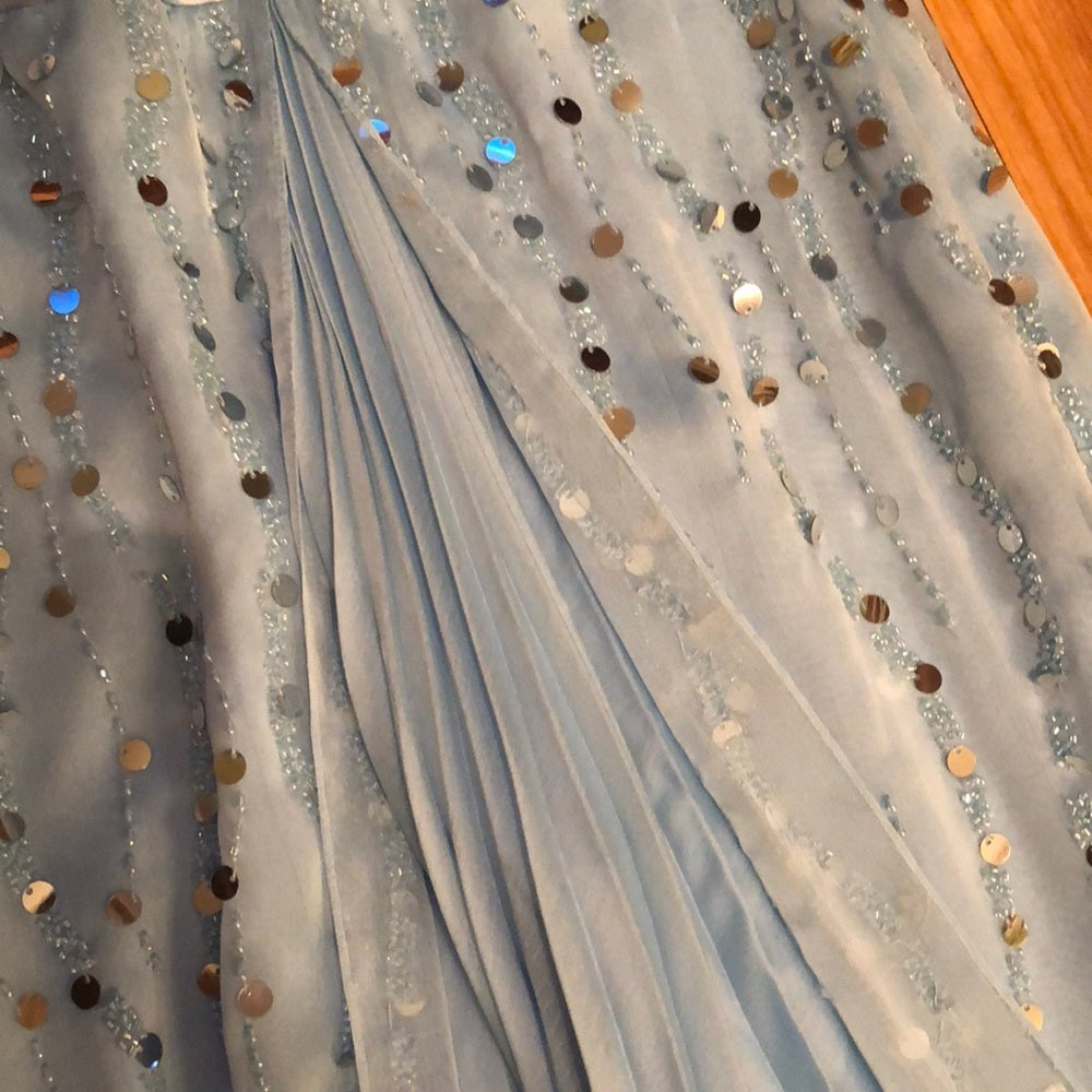 Size 0 sequined formal dress NWT