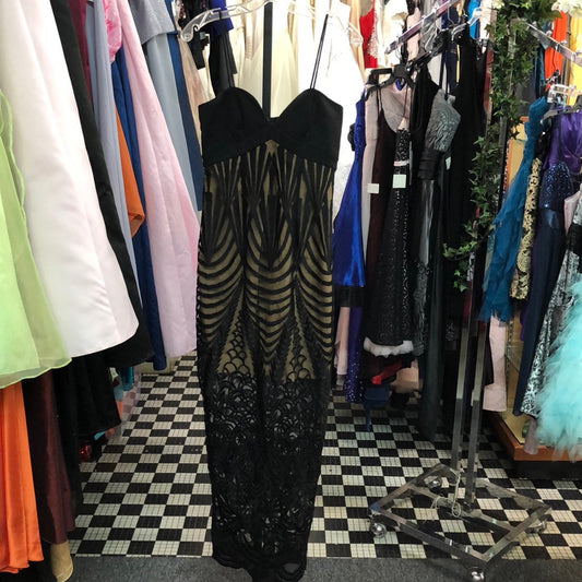 Size 6 black and Nude new with tags dress