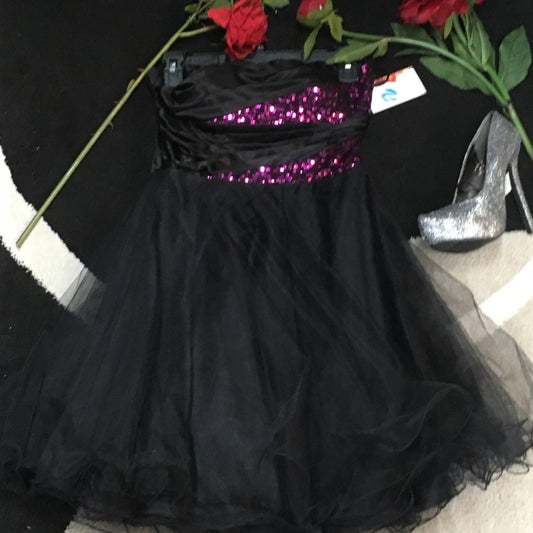 Jump Apparel Black and Pink size 3/4 formal dress