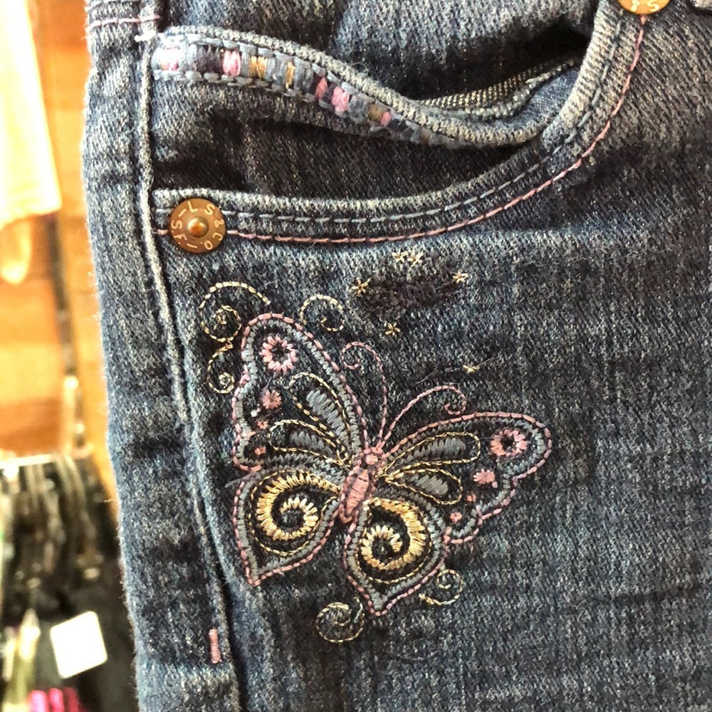 Size 6x Levi’s capris