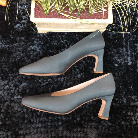 Size 10 gray 3” heels