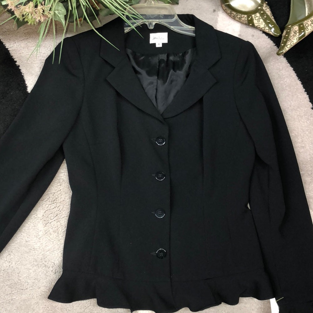 Size 4 Black blazer with ruffles edges