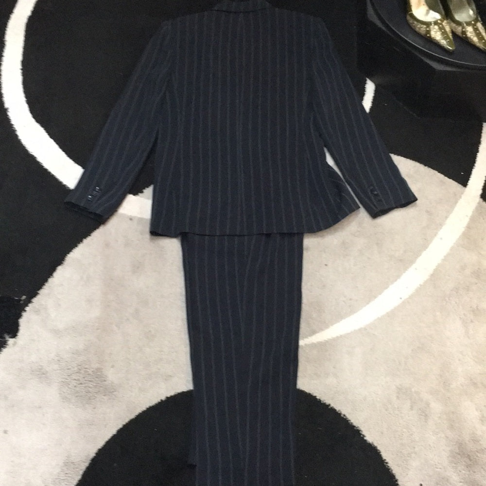 Garfield & Marks sz 6 coat size 8 pants suit