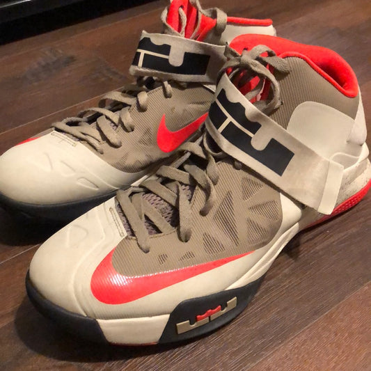 Nike Zoom Soldier VI Bamboo/Crimson Size 12