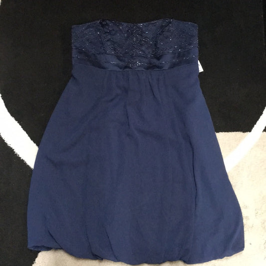 David’s Bridal size 6 blue formal dress