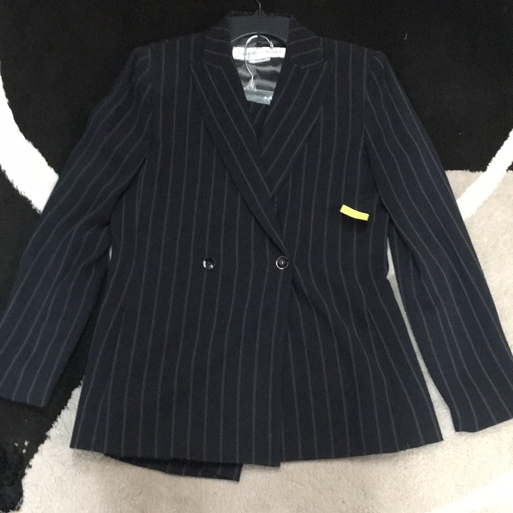 Garfield & Marks sz 6 Black 2pc women’s pants suit