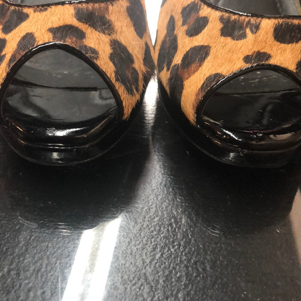 Size 8 wedge heels with peep toe