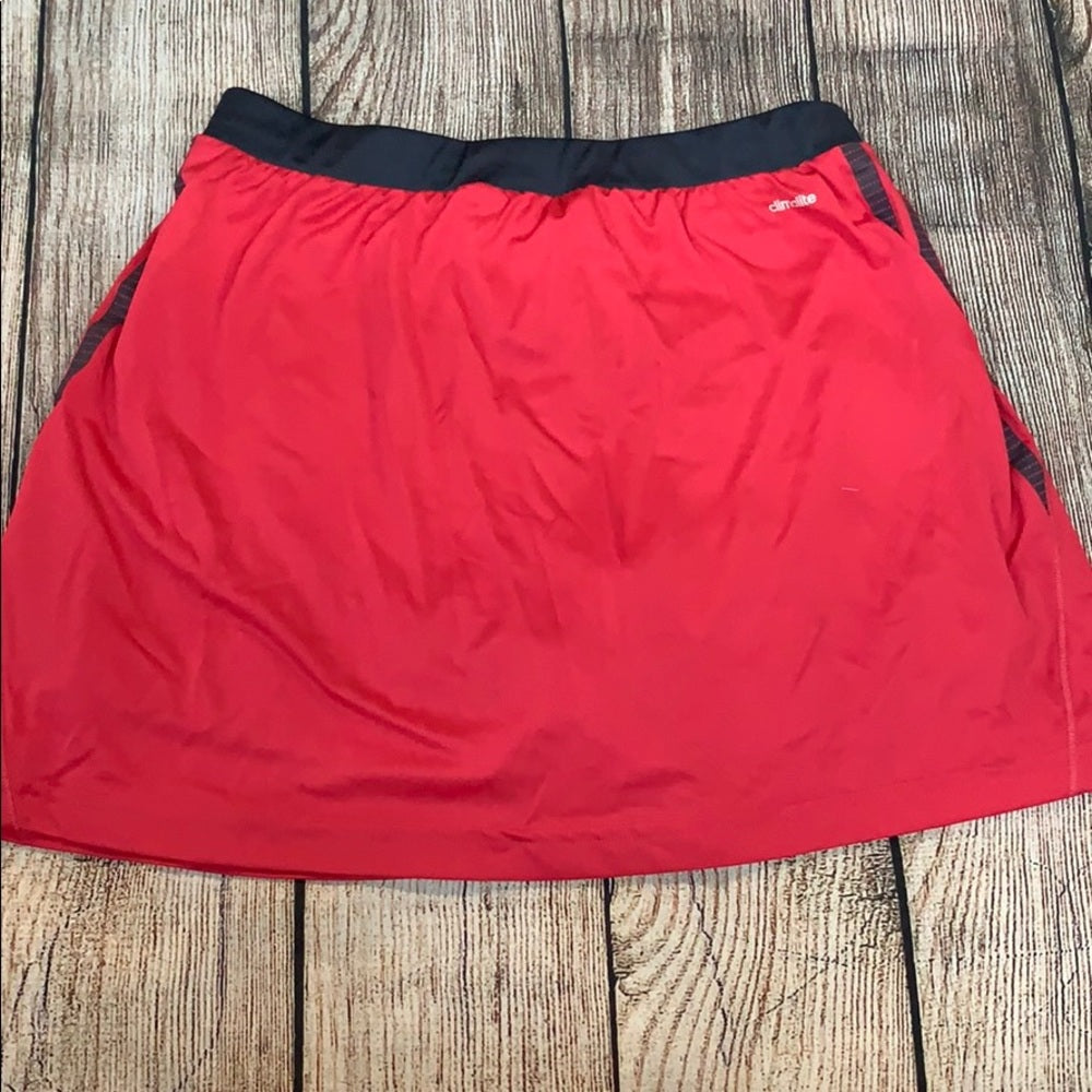 Size XL adidas response with climalite short