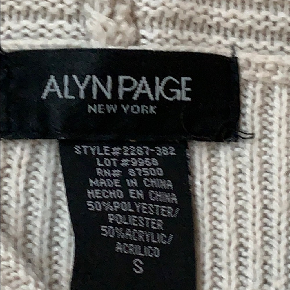 Size small beige Alyn Paige sweater dress