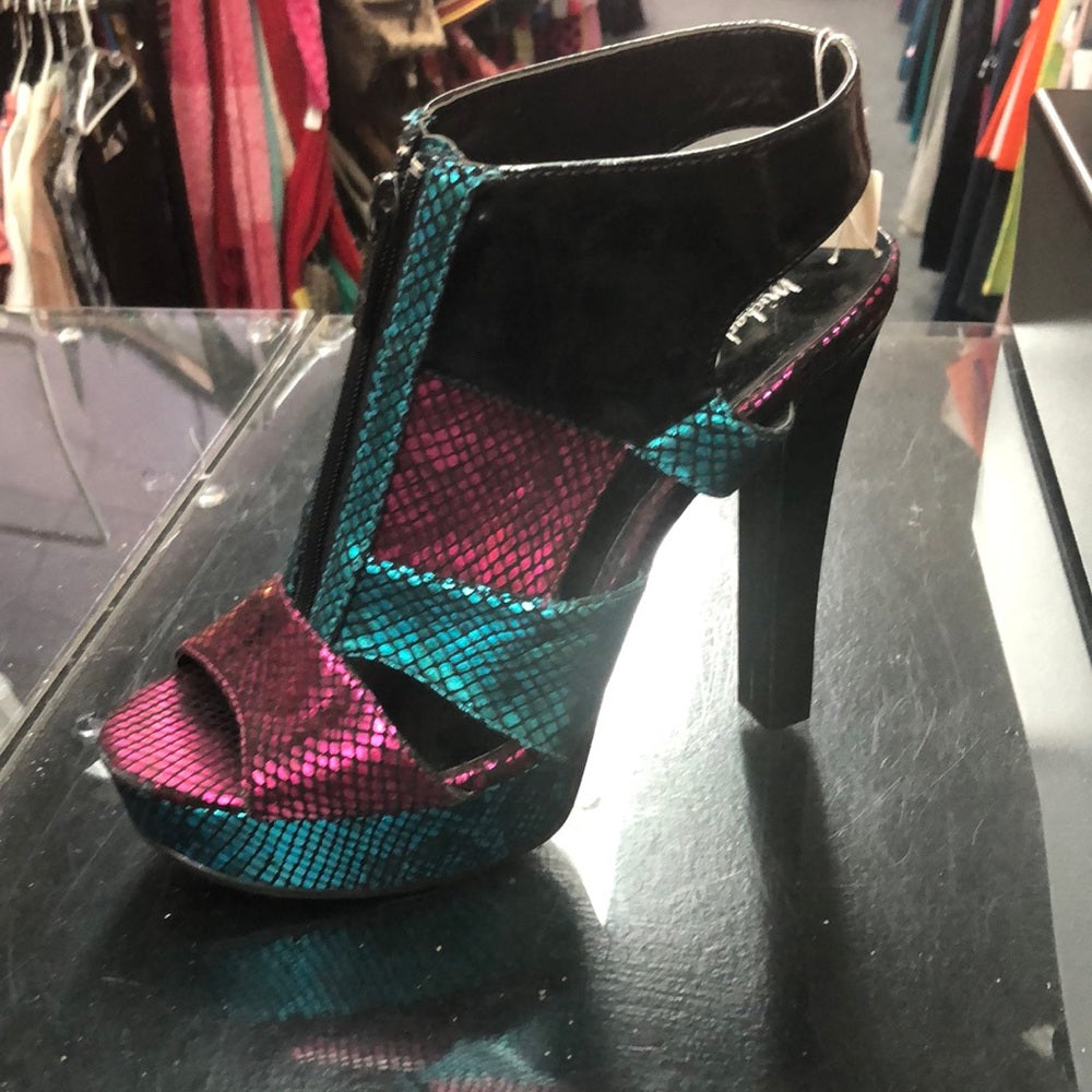 Michael Antonio sz 7 1/2 purple,black & pink heels