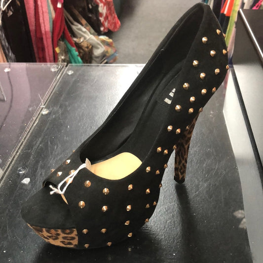 fRh size 8 1/2 multi color heels