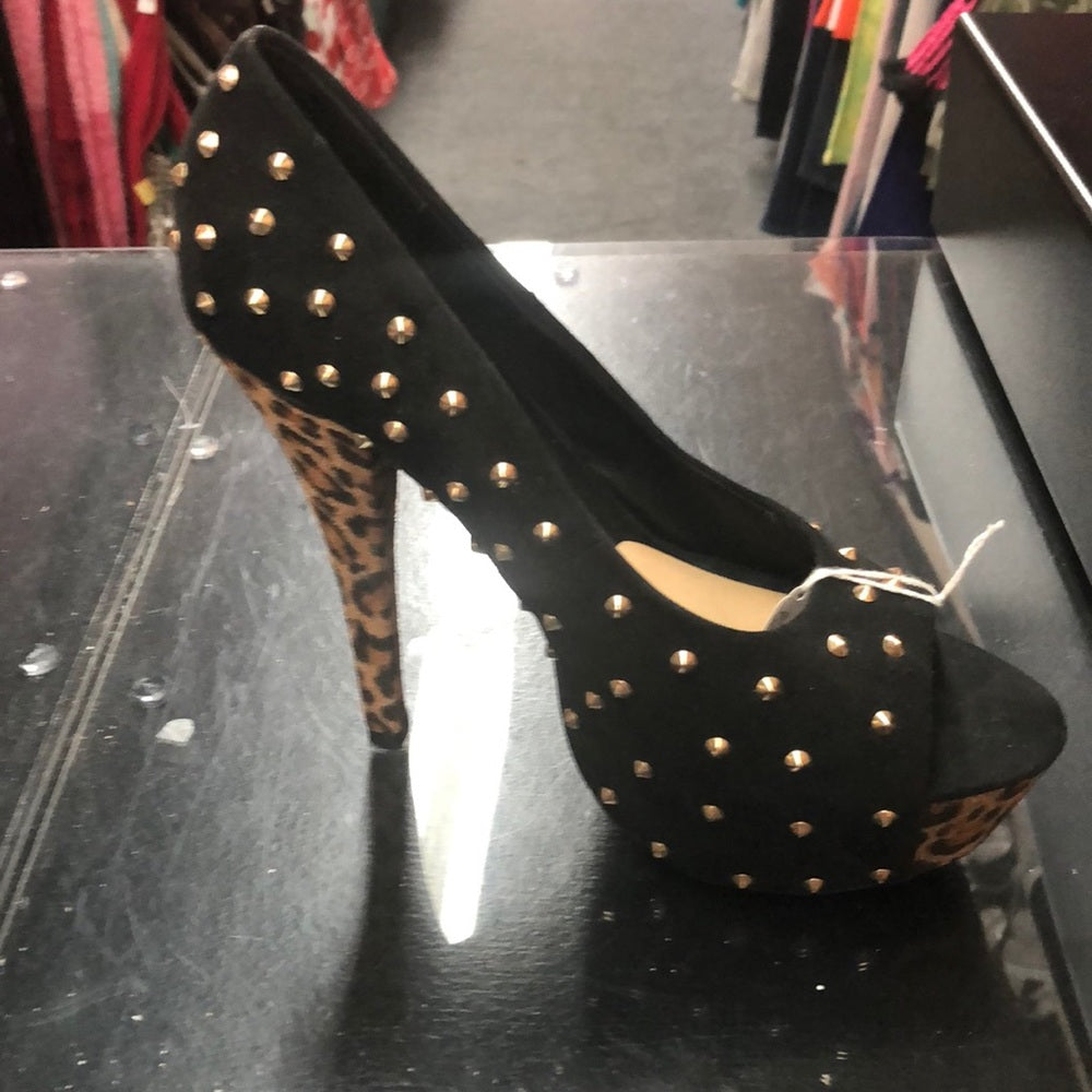 fRh size 8 1/2 multi color heels