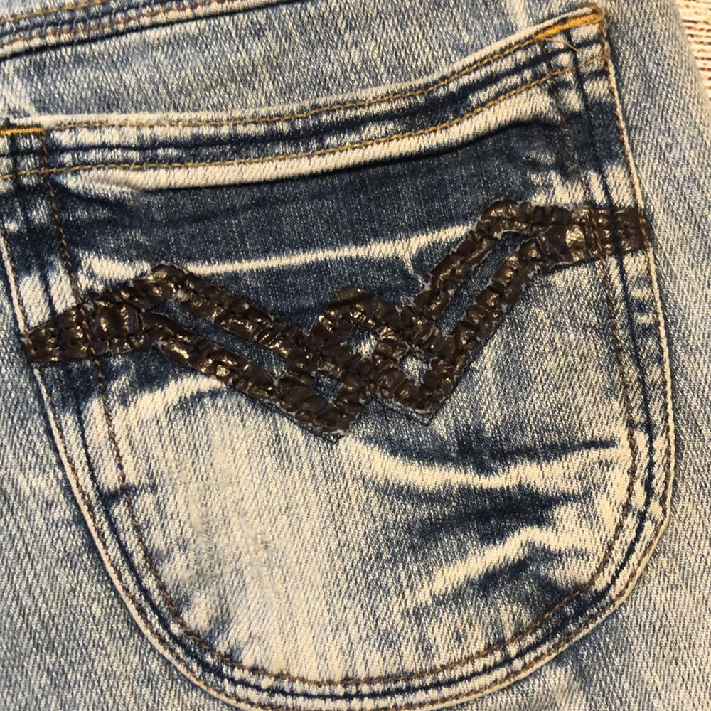 No Boundaries juniors size 5 blue jean shorts