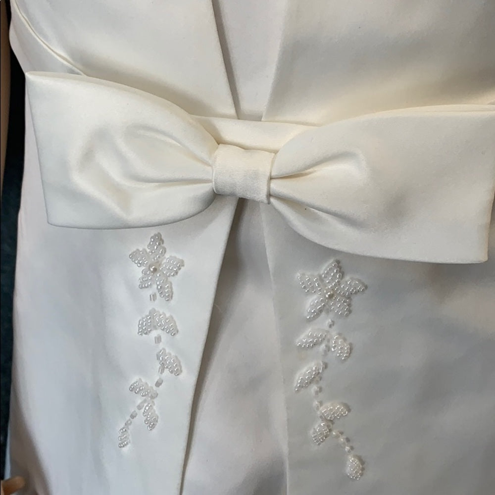Size 8 ivory kids formal dress