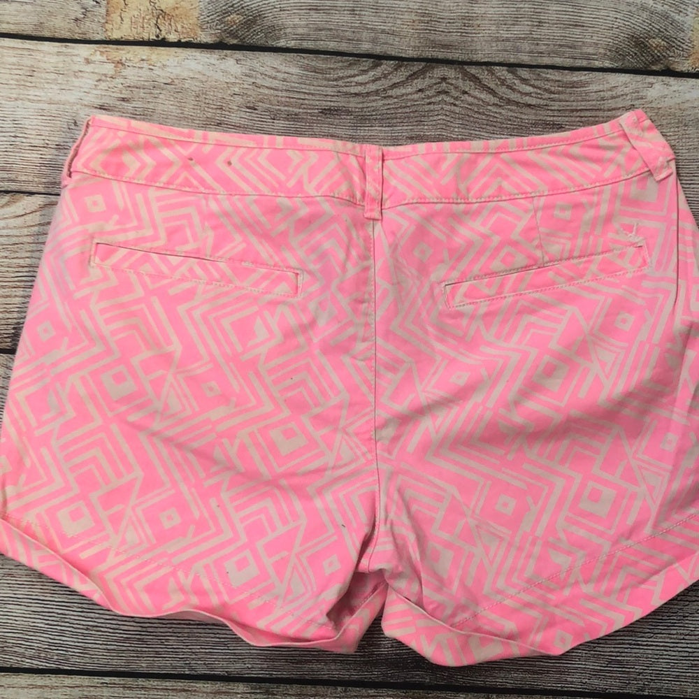 American Eagle pink and white sz 10 lady’s shorts