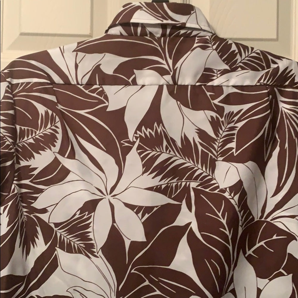 Super lightweight and soft size Large Hawaiian top