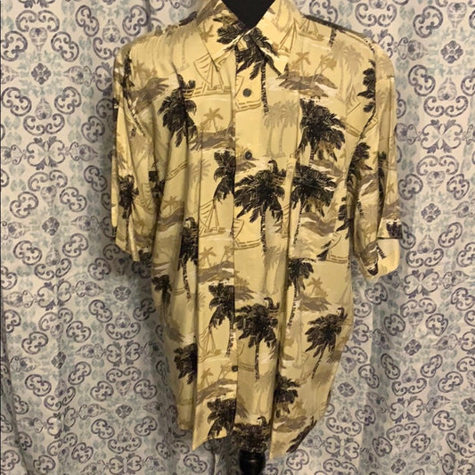 Size L  tan Hawaiian short sleeve shirt