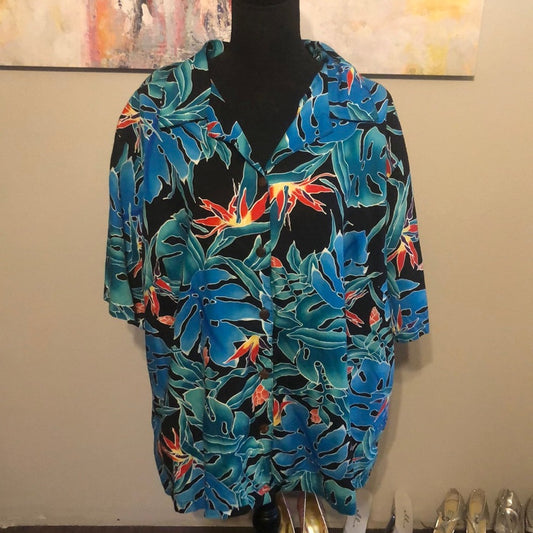 Hilo Hattie Sz 3x multi color lady’s top