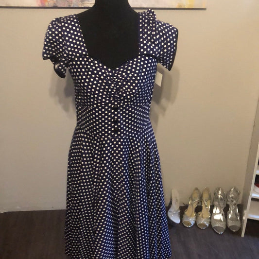 Bella Poque sz Medium lady’s blue and white dress
