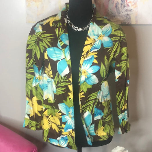 ELCC sz medium multicolor flower lady’s top