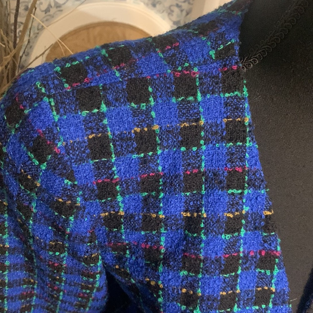 Vintage Size 8 blue plaid and tweed single button blazer