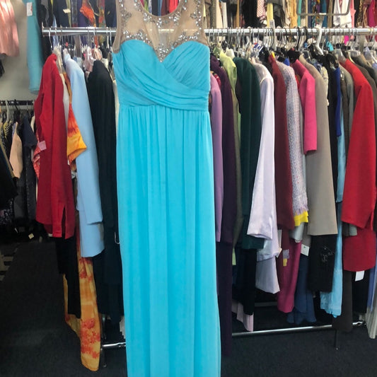 City Triangles sz 7 long lady’s formal dress