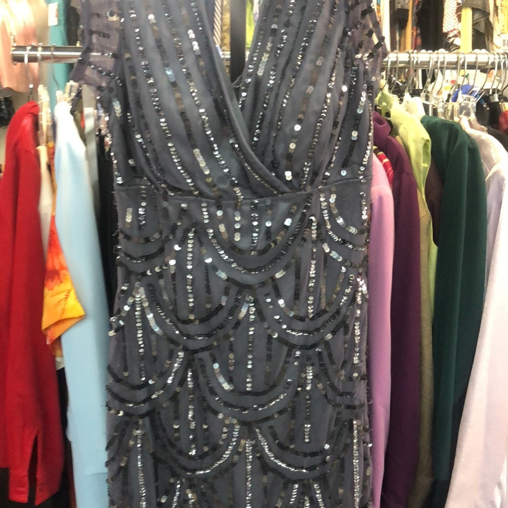 Marina sz 4 gray w/ sequins short lady’s formal dress