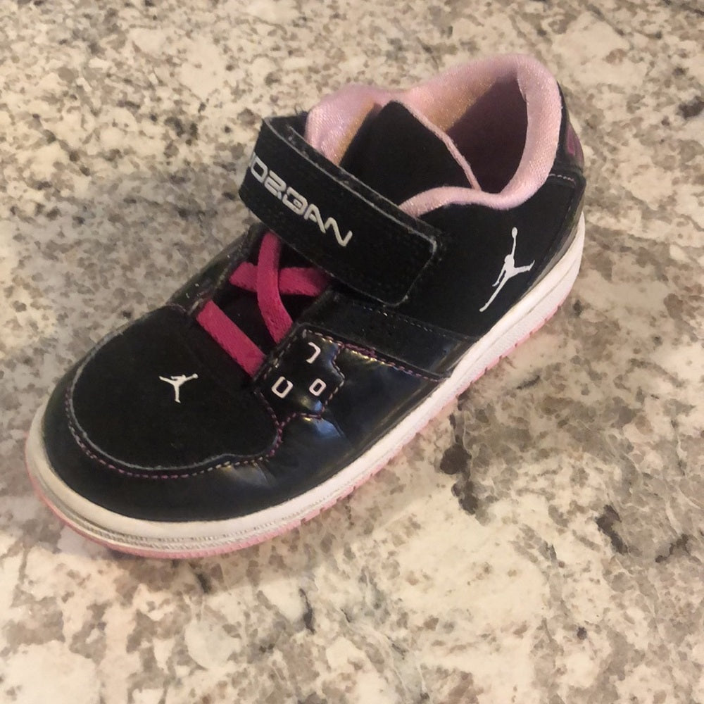 Jordan’s sz 9C pink and black sneakers