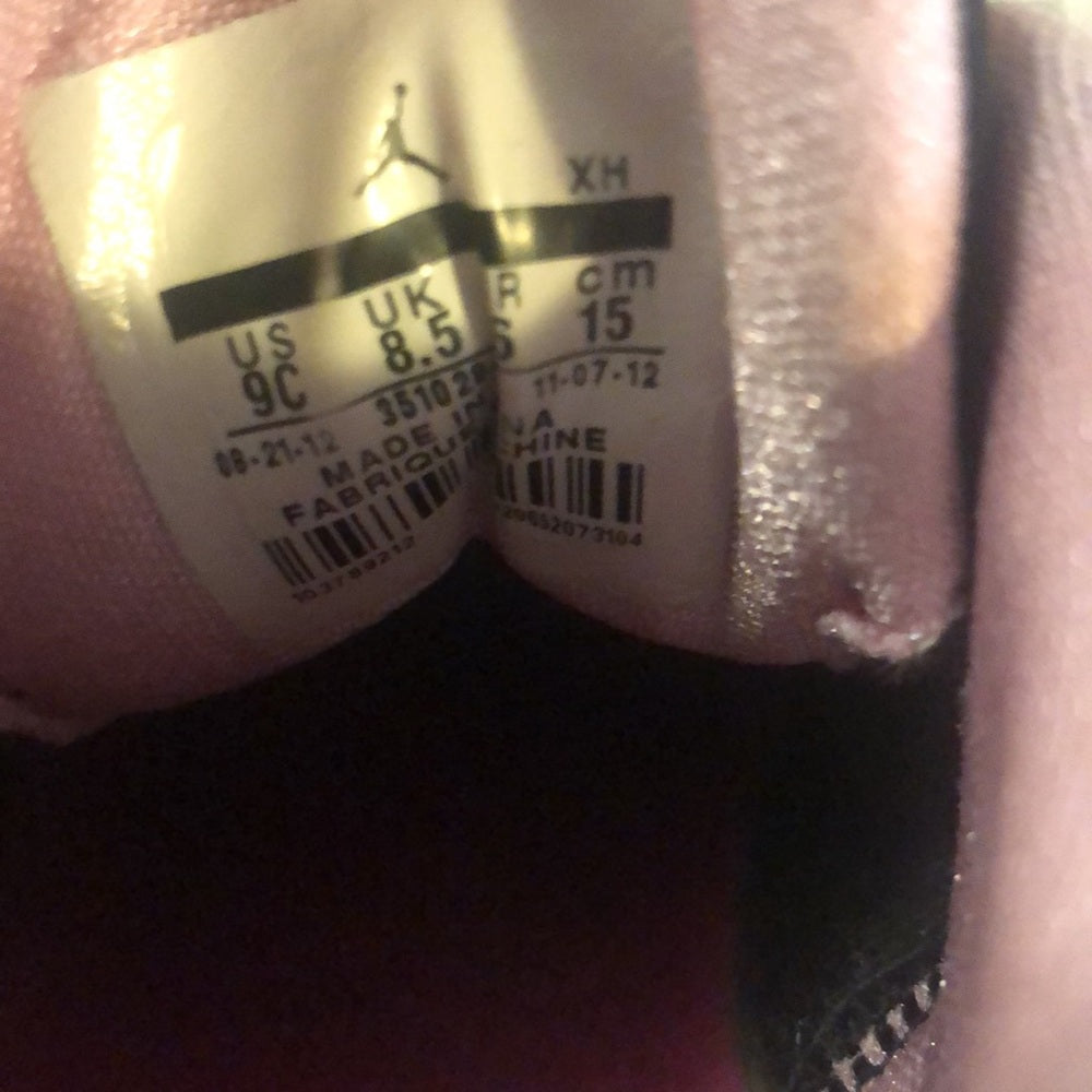 Jordan’s sz 9C pink and black sneakers