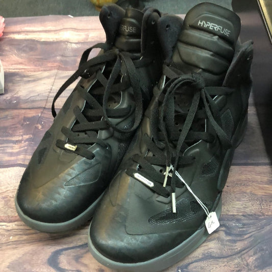Nike Hyperfuse sz 11.5 mens black sneakers